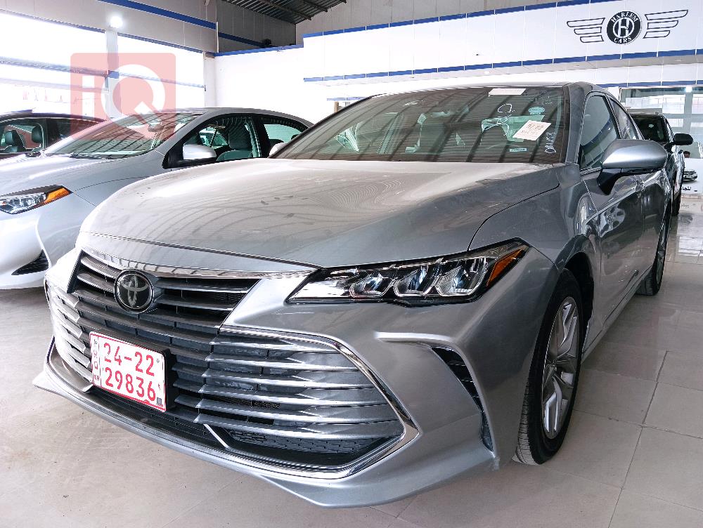 تويوتا أفالون